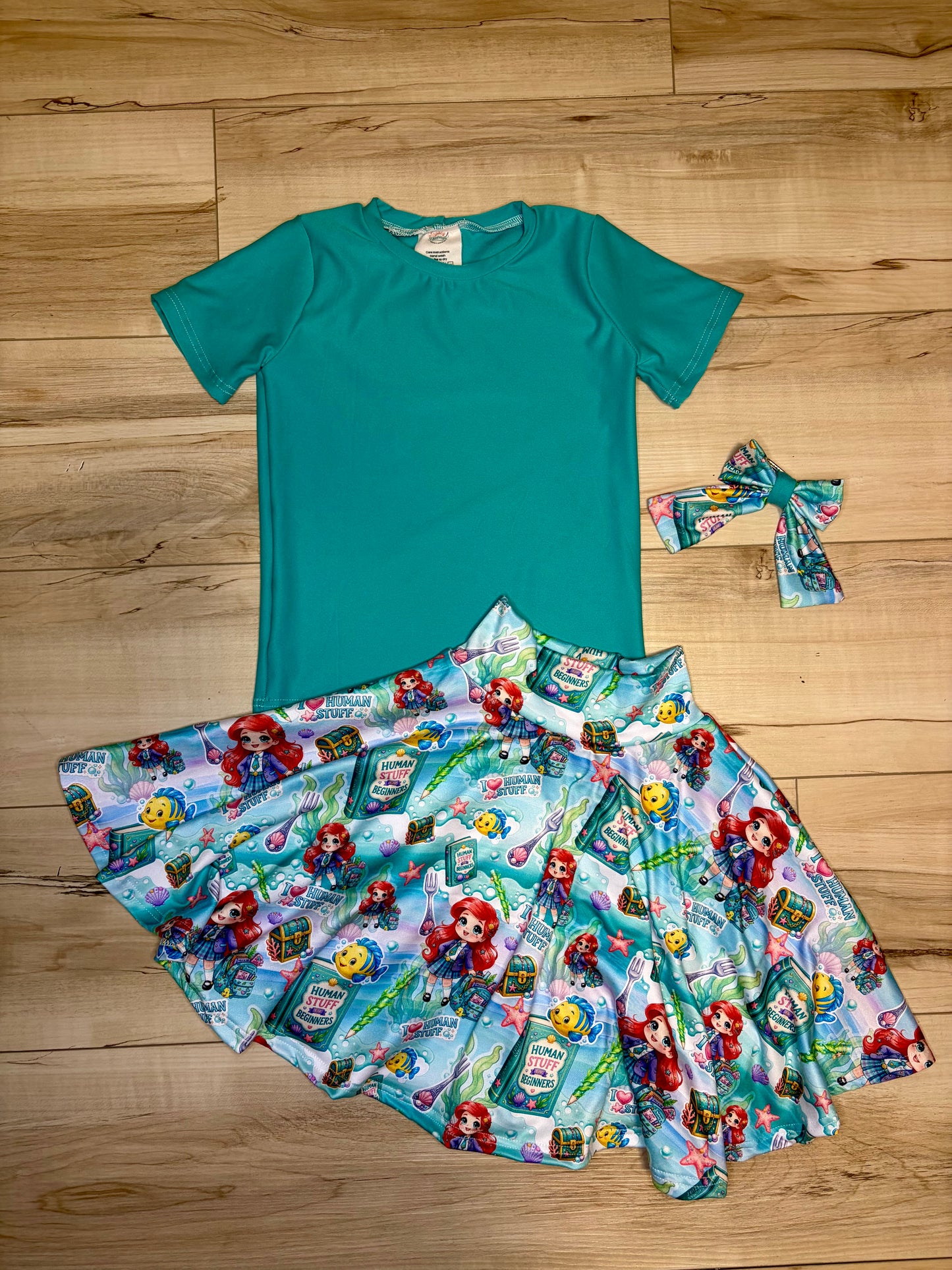 RTS 3t - basic t, knee twirl skirt, amber bow
