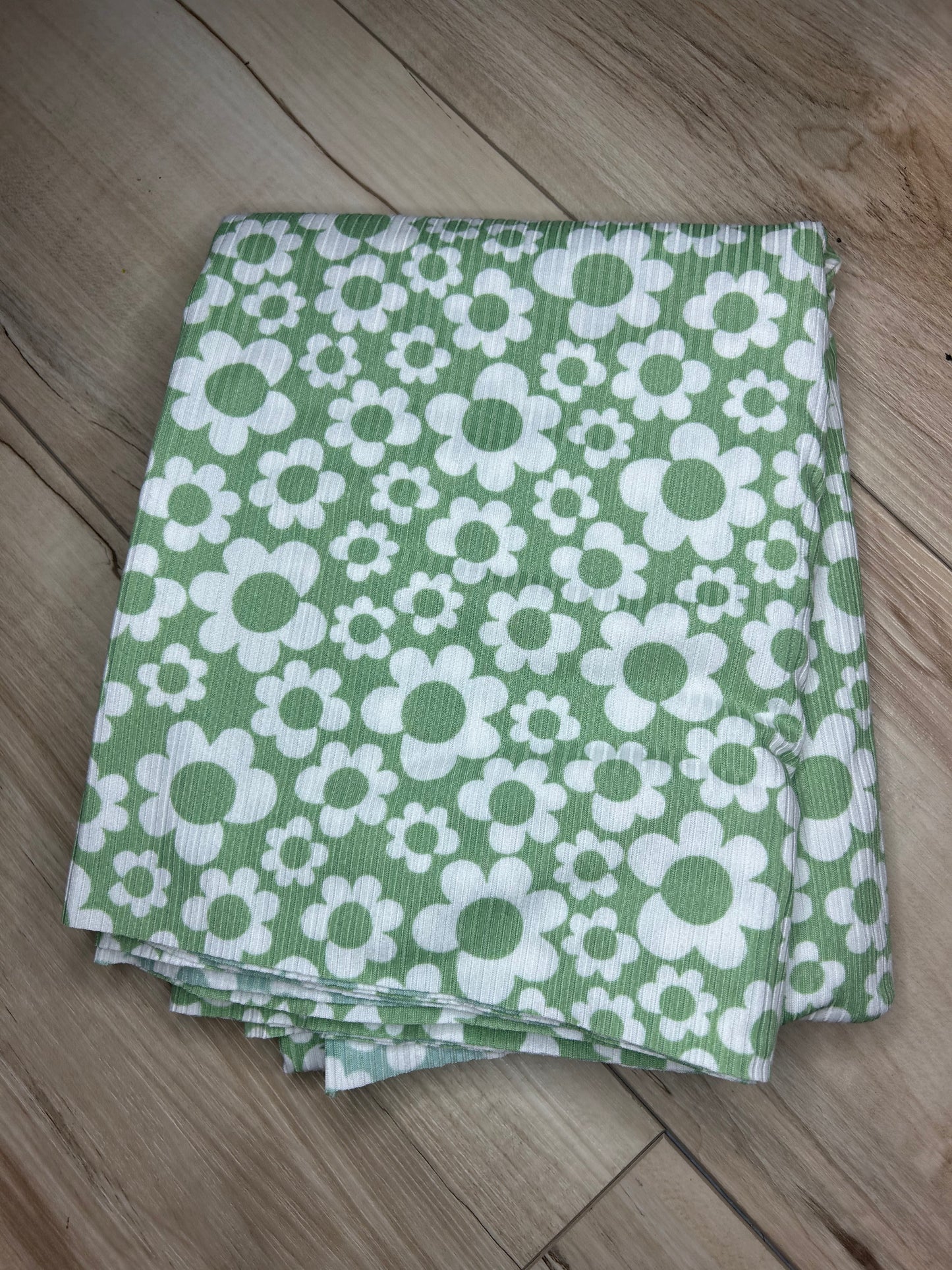Retro Light Green Floral (Ribbed)